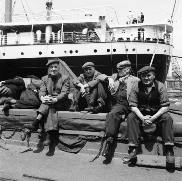 Dockers taking a break: c.1960